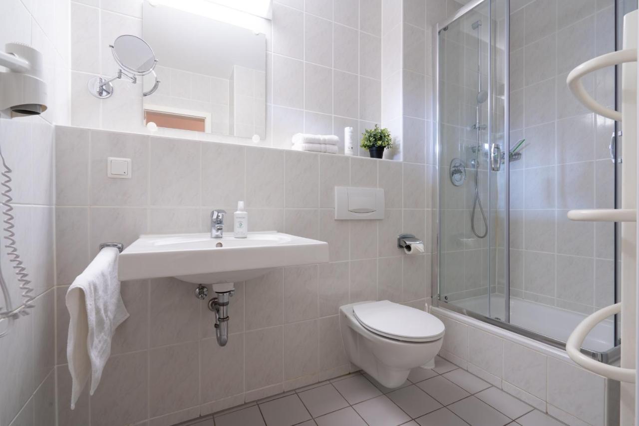 Rugana - Komfort Mit 1 Schlafzimmer Und Terrasse B16 * Dranske